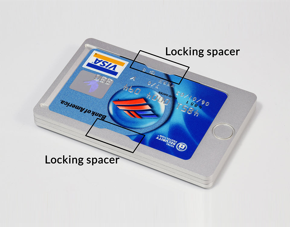 Layer with locking spacer